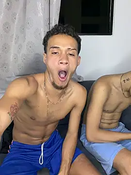 friends_lust_latinn Webbikameraesitys