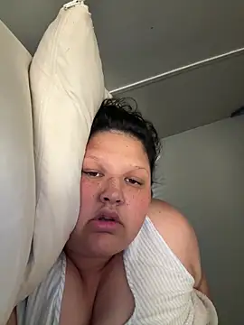 Webkamerová show plussizemama
