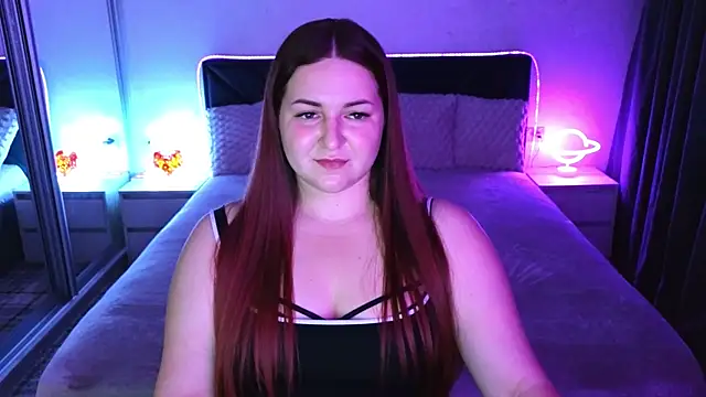 Show modela Redd_Vixen na web-kameri