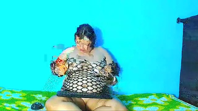 Вебкам-шоу xxxsarahot250316
