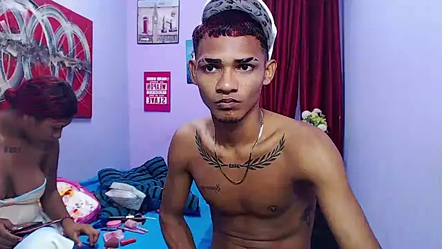 Show Webcam de black_twinks