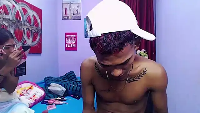 black_twinks Pertunjukan Webcam
