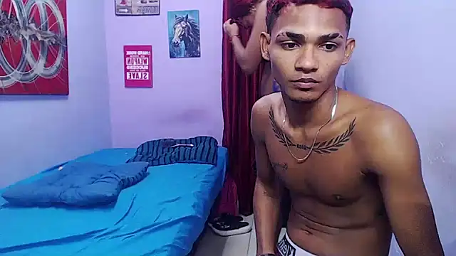 Show modela black_twinks na web-kameri