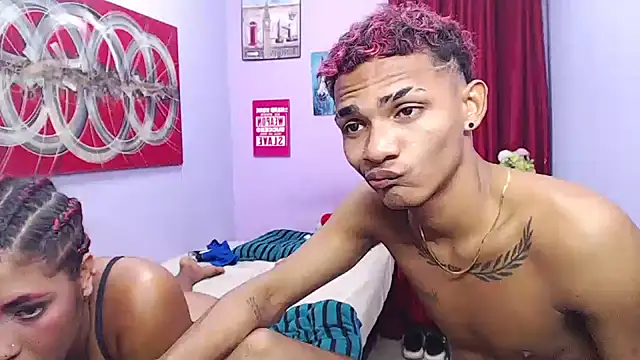 black_twinks Adlı Modelin Web Kamerası Şovu
