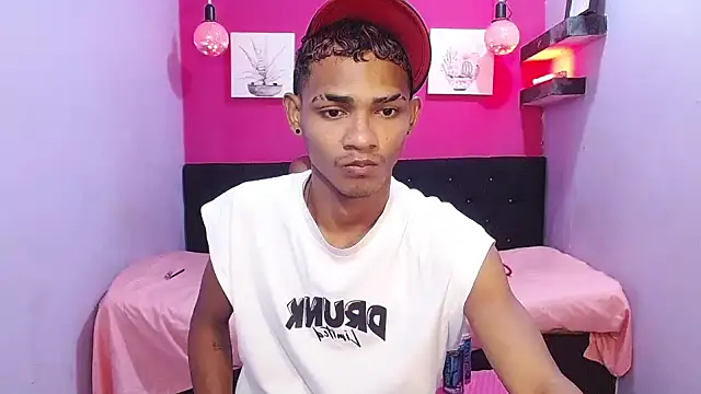 black_twinks Pertunjukan Webcam