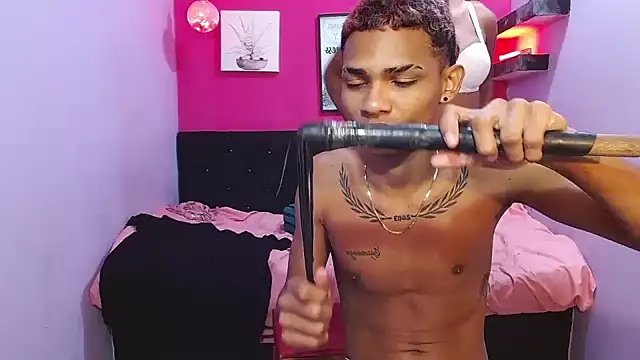 Show Webcam de black_twinks