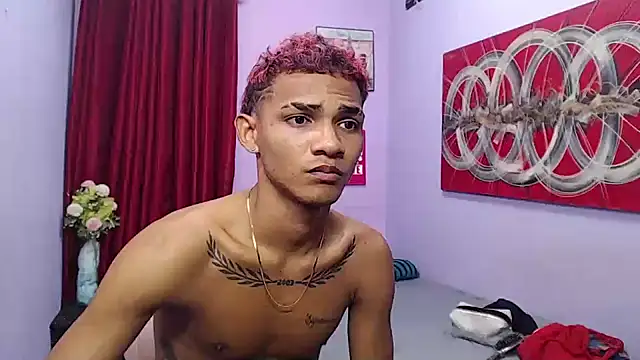 black_twinks Pertunjukan Webcam