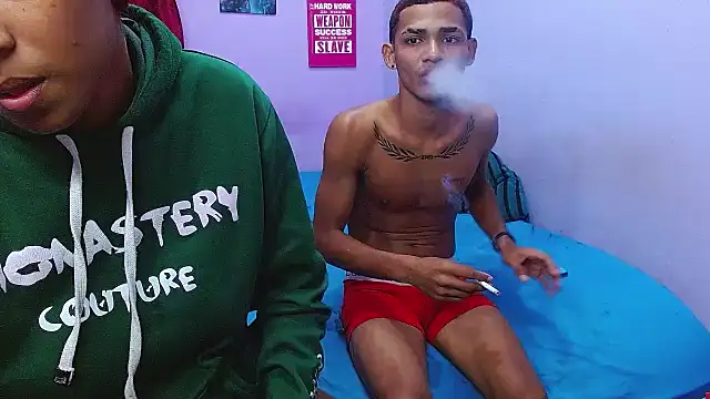 Show modela black_twinks na web-kameri