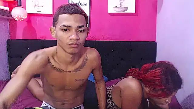 Webkamerová show black_twinks