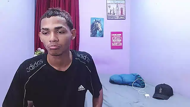 black_twinks webkamerás műsora