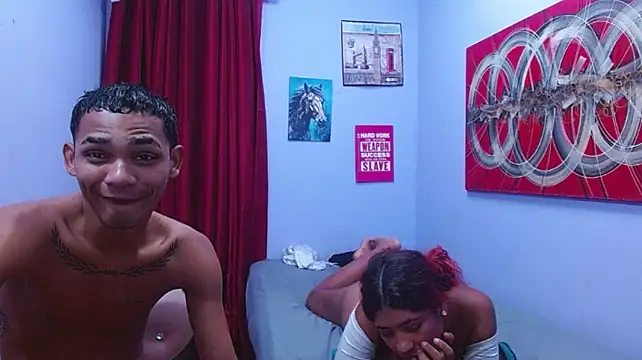 black_twinks Pertunjukan Webcam