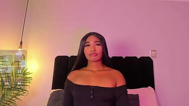 PeytonRouse1 – Naživo XXX chat
