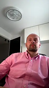 NakedAndrewHot webcam show