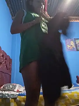 Pertunjukan Kamera Web Alahia_Myers