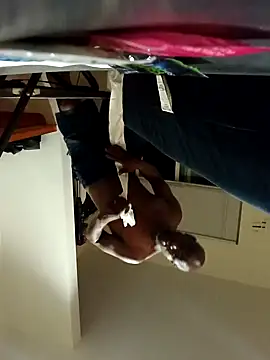 Biggdoggielover Webcam Show