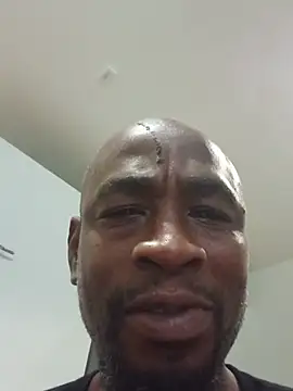 Biggdoggielover Show in webcam