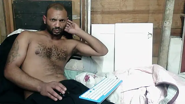 Camodick লাইভ XXX চ্যাট