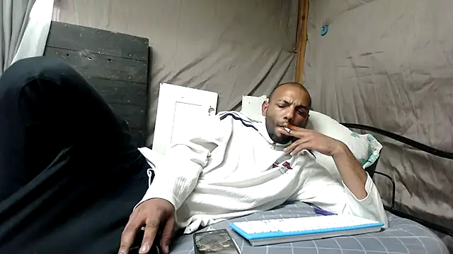 Camodick's Live Chat Room