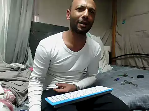 Chat +18 de Camodick ao vivo