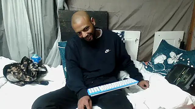Camodick 在線直播表演