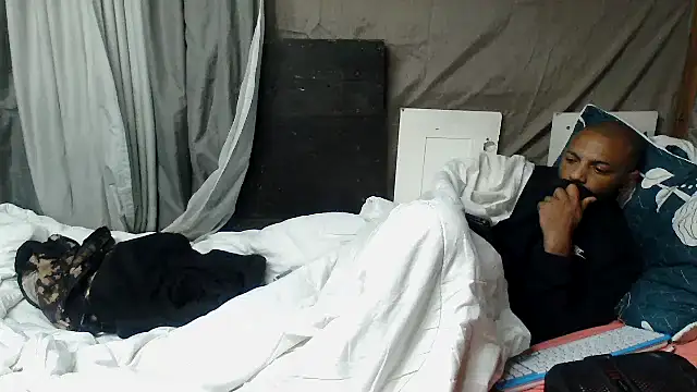 Camodick Adlı Modelin Canlı XXX Sohbeti