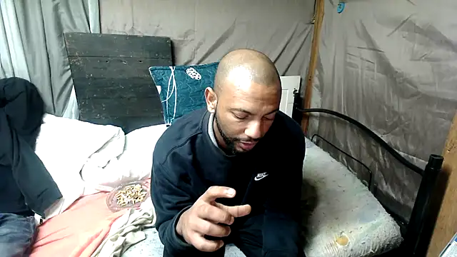 Chatroom XXX en direct de Camodick
