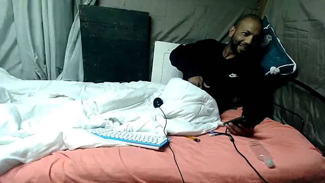 Chat XXX en directo de Camodick