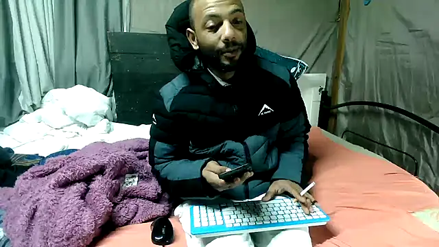 Camodick Adlı Modelin Web Kamerası Şovu