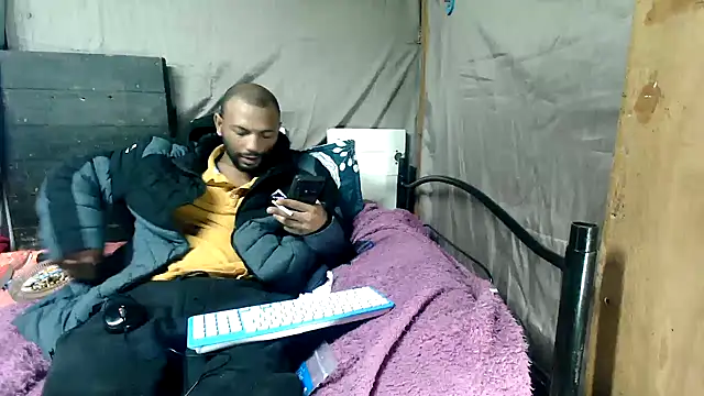 Camodick Adlı Modelin Canlı XXX Sohbeti