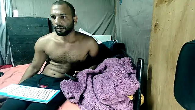 צ'אט XXX בשידור חי של Camodick