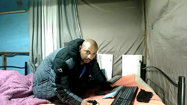 Živý XXX chat Camodick