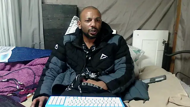 Živý XXX chat Camodick