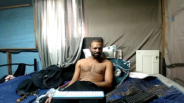 Camodick Adlı Modelin Web Kamerası Şovu