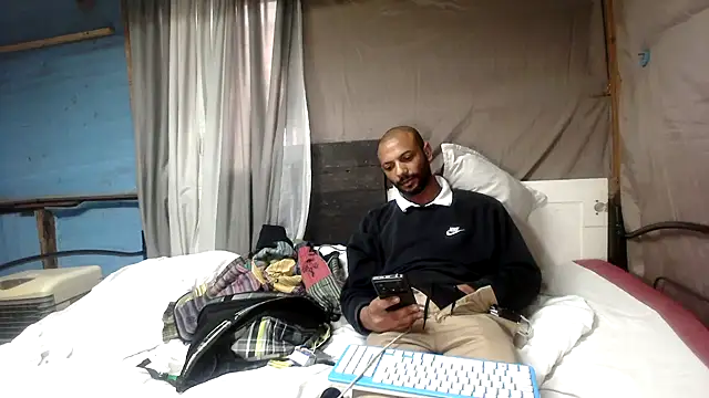 Camodick 在線直播表演