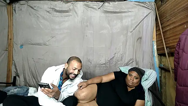 Camodick Adlı Modelin Canlı XXX Sohbeti