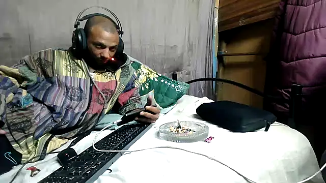 Camodick: вебкам-шоу