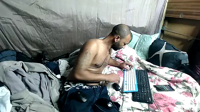Camodick Adlı Modelin Web Kamerası Şovu