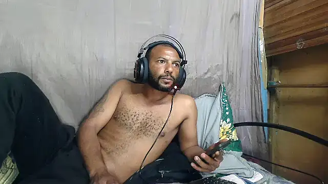 Camodick Adlı Modelin Web Kamerası Şovu