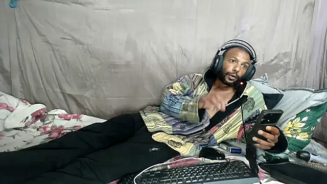 Show de Camodick na webcam