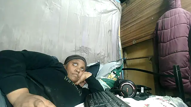 Chat +18 de Camodick ao vivo