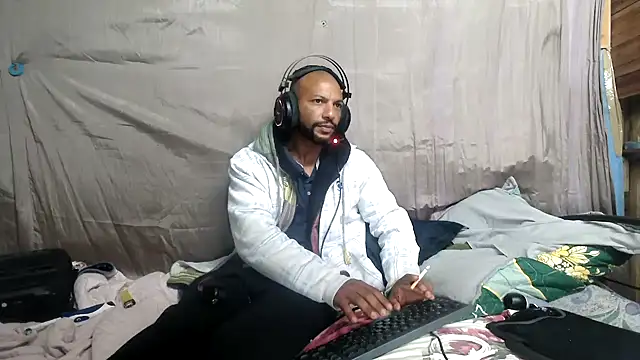 Camodick 在線直播表演