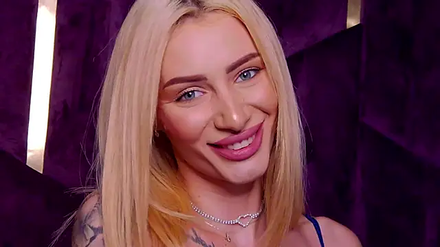 AngieShae Webcam-Show