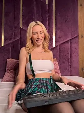 AngieShae's Live XXX Chat