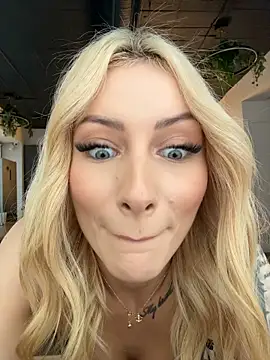 AngieShae Chat XXX live