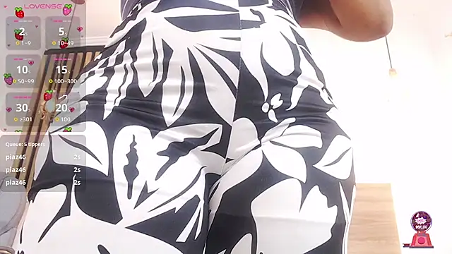Show de alexa_forbes_ na webcam