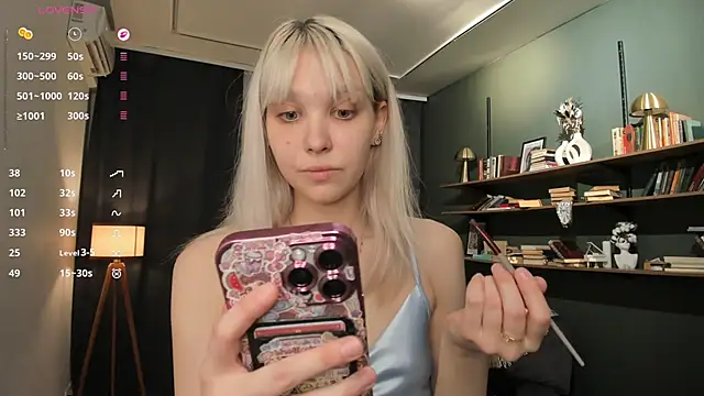 DelorisDetrich Webcam Show
