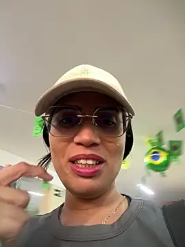 Show de kasalsecrets na webcam