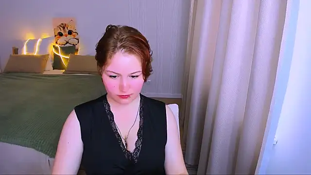 צ'אט XXX בשידור חי של MiaLacrice
