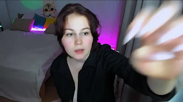 MiaLacrice Adlı Modelin Canlı XXX Sohbeti