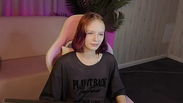 AliceJohansone's Live XXX Chat